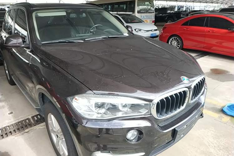 Used BMW X5 2015 xDrive28i Exterior 1