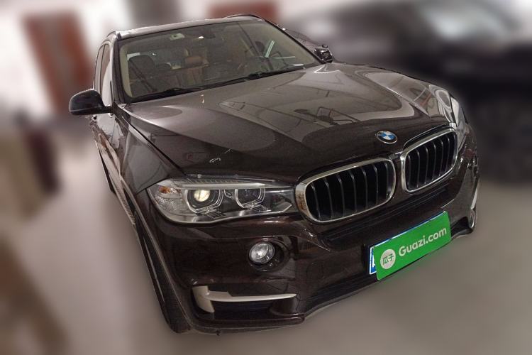 Used BMW X5 2015 xDrive28i Exterior 2