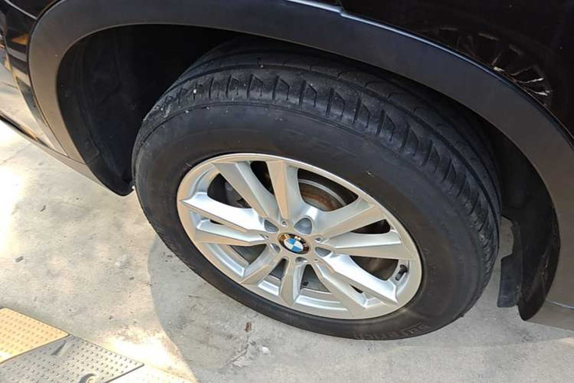 Used BMW X5 2015 xDrive28i Exterior 5