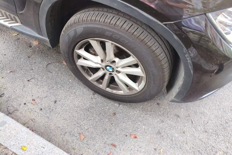 Used BMW X5 2015 xDrive28i Exterior 7
