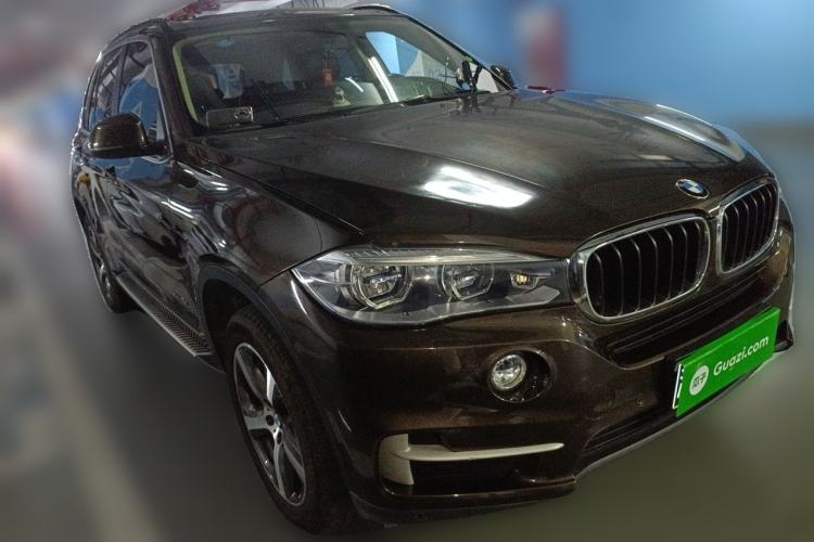 Used BMW X5 2015 xDrive35i China Limited Edition Front Right 45 Deg