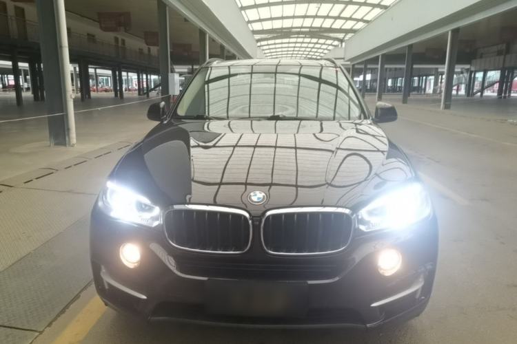 Used BMW X5 2015 xDrive28i Front