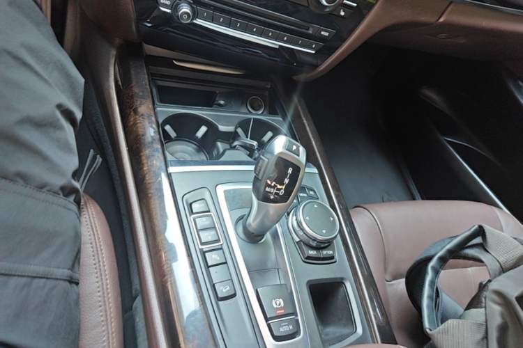 Used BMW X5 2015 xDrive28i Gear Lever