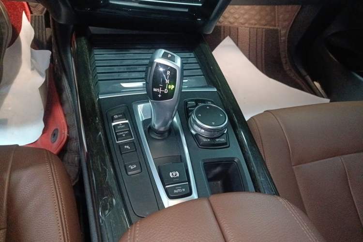 Used BMW X5  Gear Lever