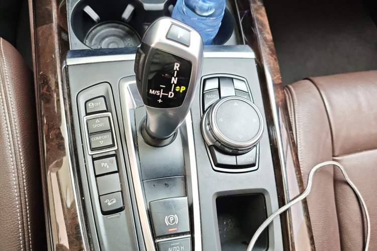 Used BMW X5 2015 xDrive28i Gear Lever