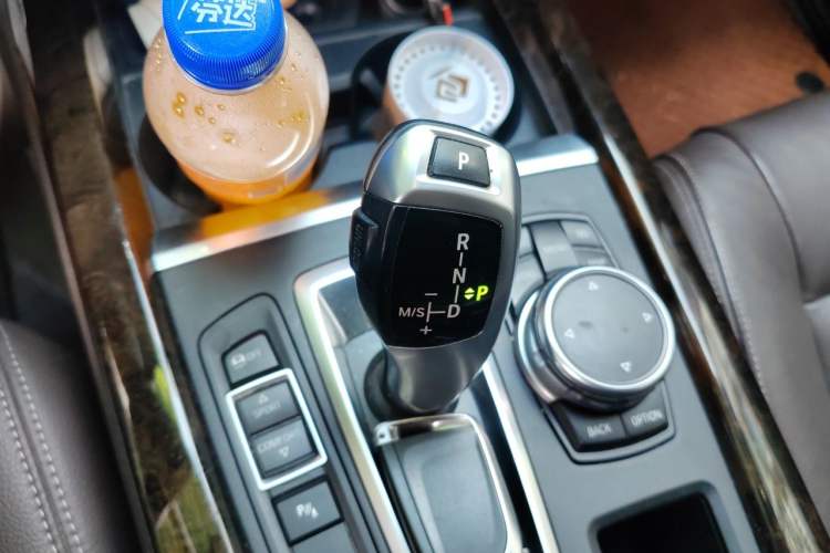Used BMW X5 2015 xDrive28i Gear Lever
