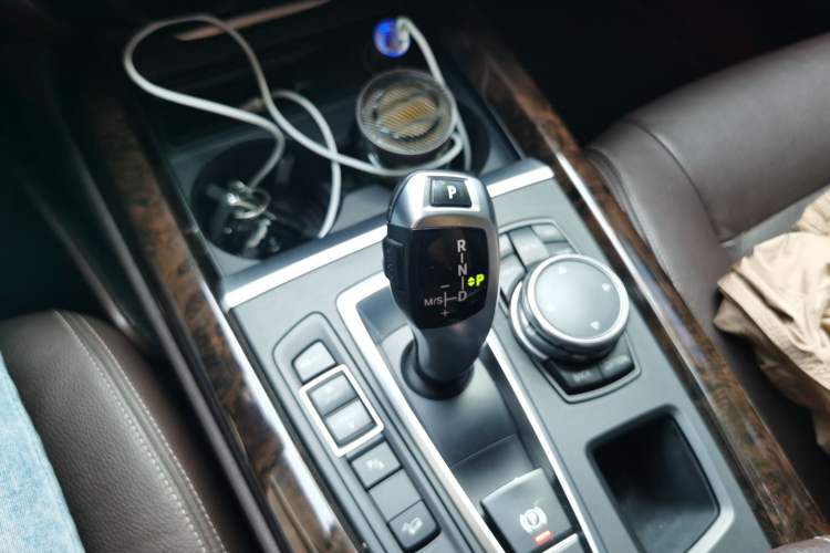 Used BMW X5 2015 xDrive28i Gear Lever