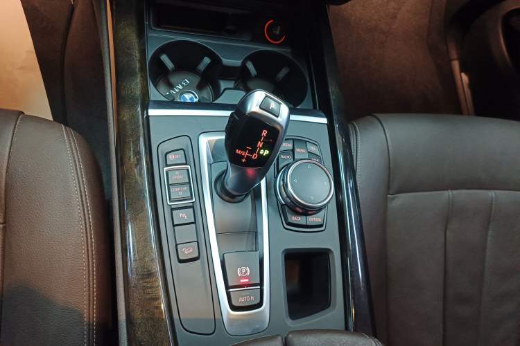 Used BMW X5 2015 xDrive28i Gear Lever