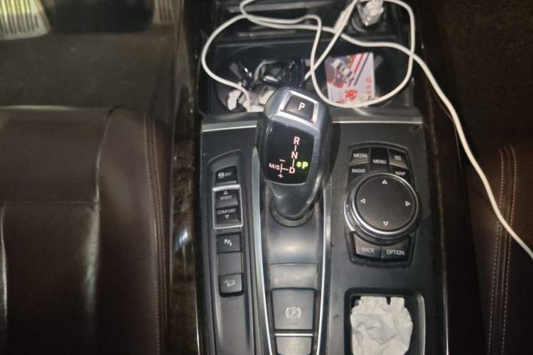 Used BMW X5 2015 xDrive28i Gear Lever