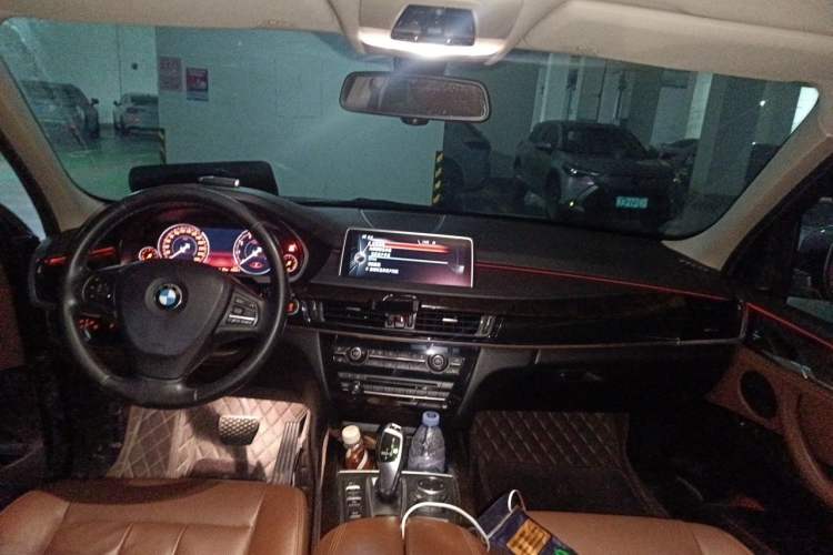 Used BMW X5 2015 xDrive28i Headliner