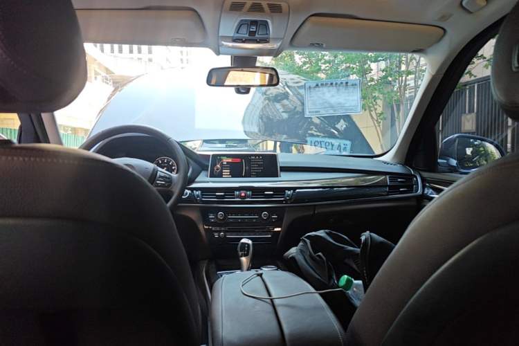 Used BMW X5 2015 xDrive28i Headliner