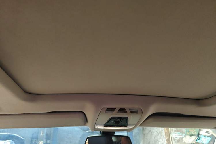 Used BMW X5 2015 xDrive28i Headliner