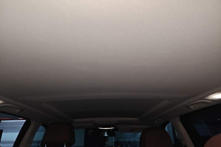 Used BMW X5 2015 xDrive28i Headliner