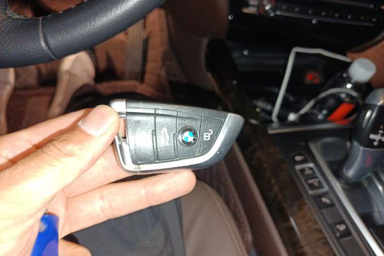 Used BMW X5 2015 xDrive28i Interior 1