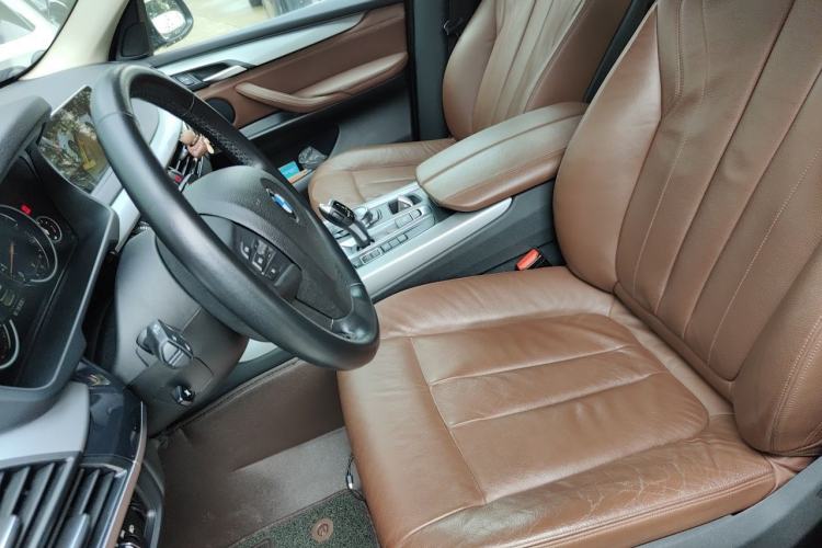 Used BMW X5  Left Front Seat