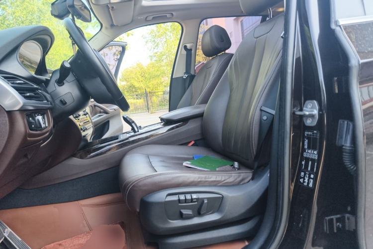 Used BMW X5 2015 xDrive28i Left Front Seat