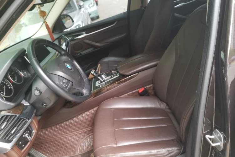 Used BMW X5 2015 xDrive28i Left Front Seat