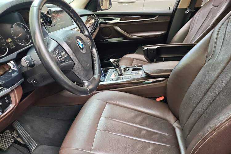 Used BMW X5 2015 xDrive28i Left Front Seat