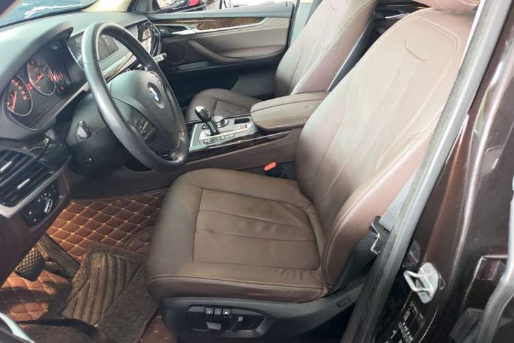 Used BMW X5 2015 xDrive28i Left Front Seat