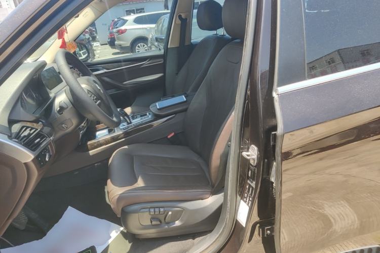 Used BMW X5 2015 xDrive28i Left Front Seat