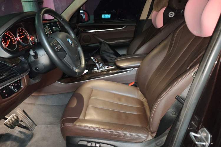 Used BMW X5 2015 xDrive28i Left Front Seat