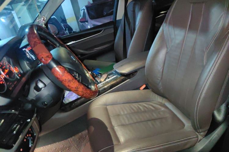 Used BMW X5 2015 xDrive28i Left Front Seat