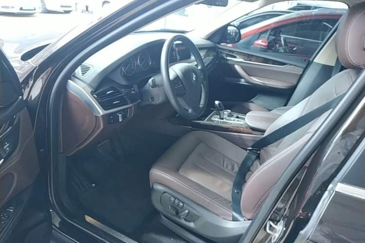 Used BMW X5 2015 xDrive28i Left Front Seat