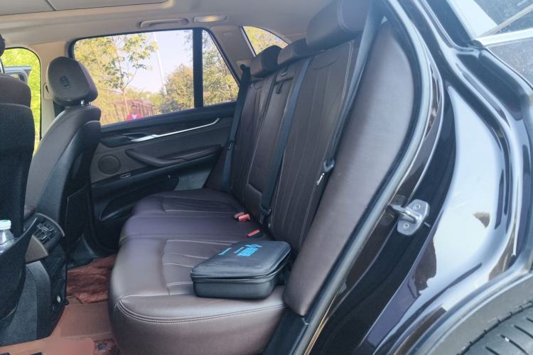 Used BMW X5 2015 xDrive28i Left Rear Seat
