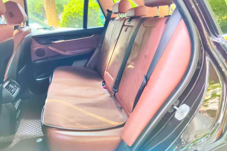 Used BMW X5 2015 xDrive28i Left Rear Seat
