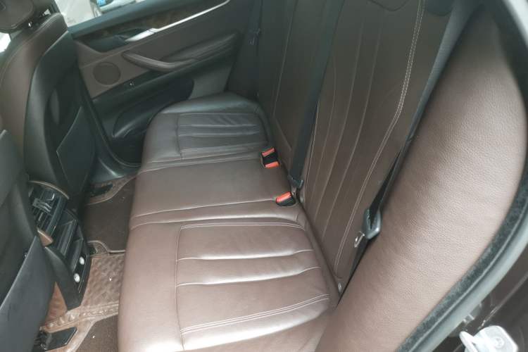 Used BMW X5 2015 xDrive28i Left Rear Seat