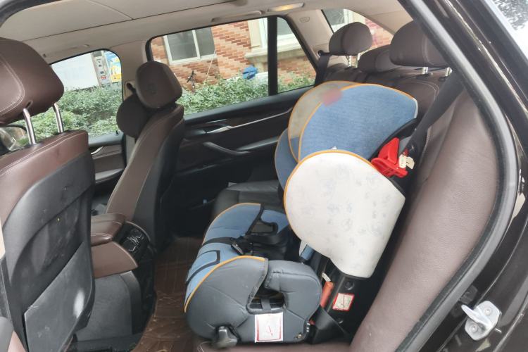 Used BMW X5 2015 xDrive28i Left Rear Seat
