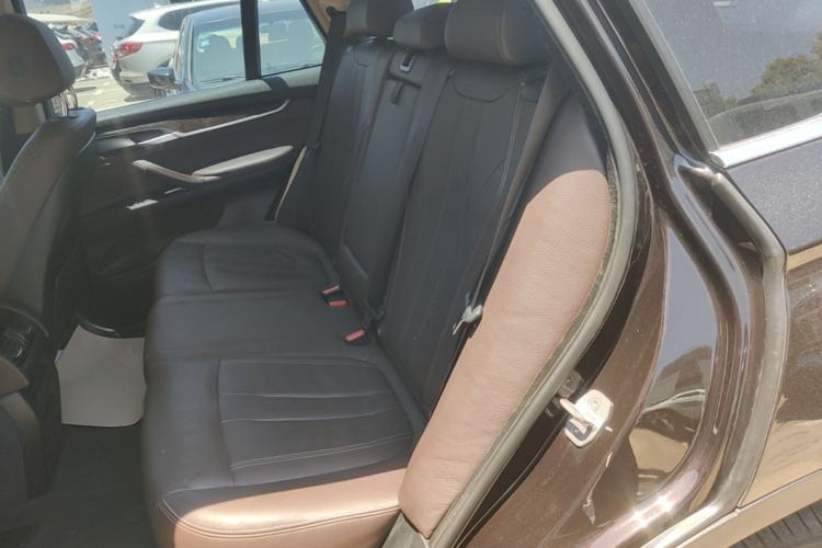 Used BMW X5 2015 xDrive28i Left Rear Seat