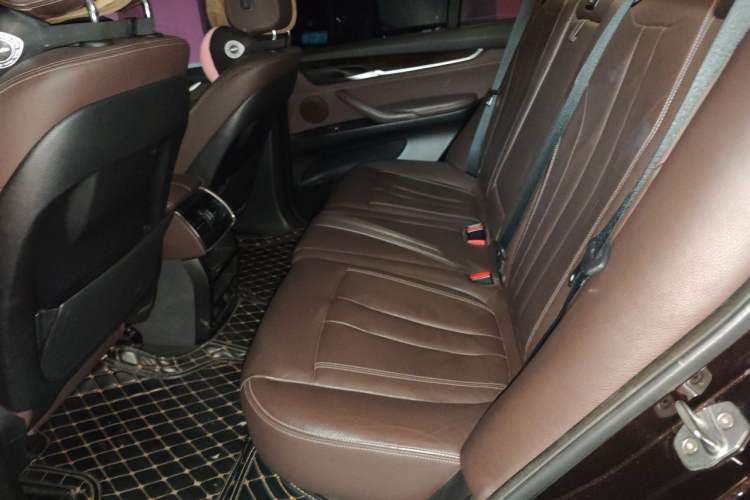 Used BMW X5 2015 xDrive28i Left Rear Seat