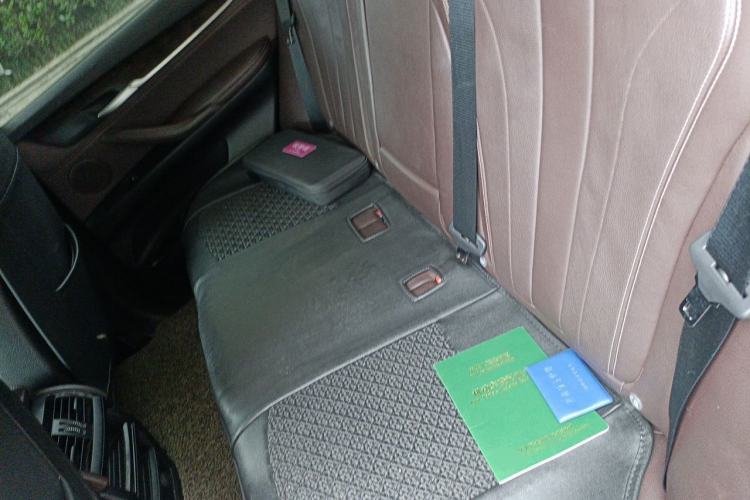 Used BMW X5 2015 xDrive28i Left Rear Seat