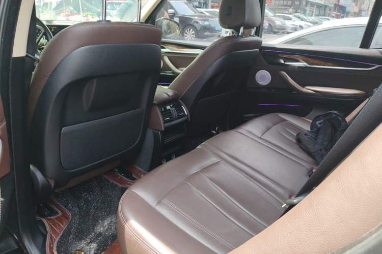 Used BMW X5 2015 xDrive28i Left Rear Seat
