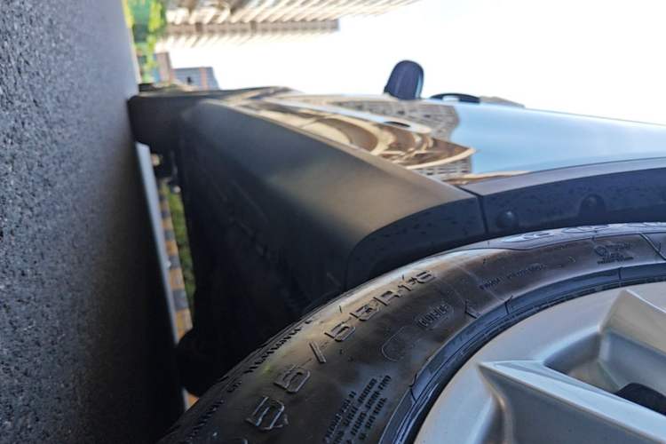 Used BMW X5 2015 xDrive28i Left Side Sill