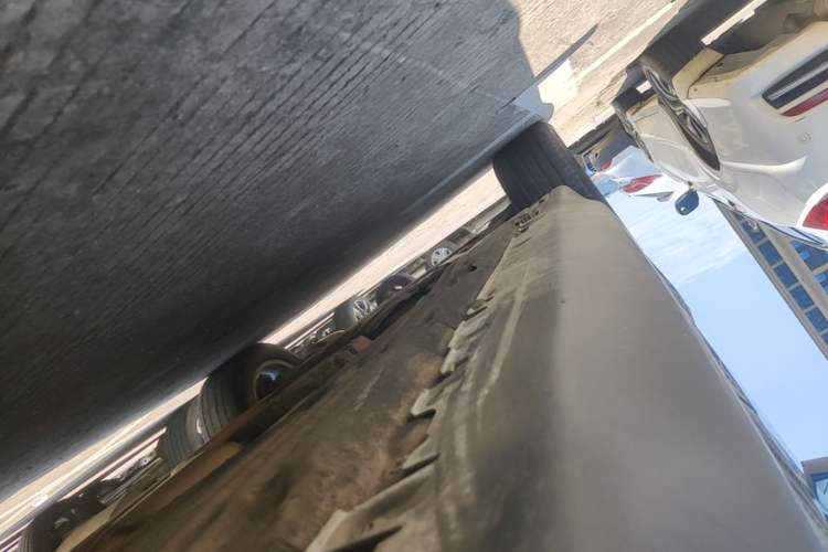 Used BMW X5 2015 xDrive28i Left Side Sill
