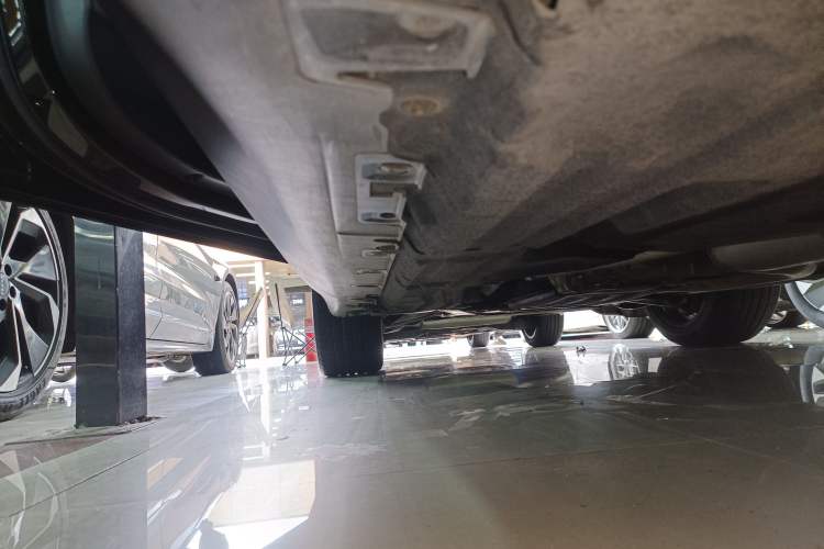 Used BMW X5 2015 xDrive28i Left Side Sill