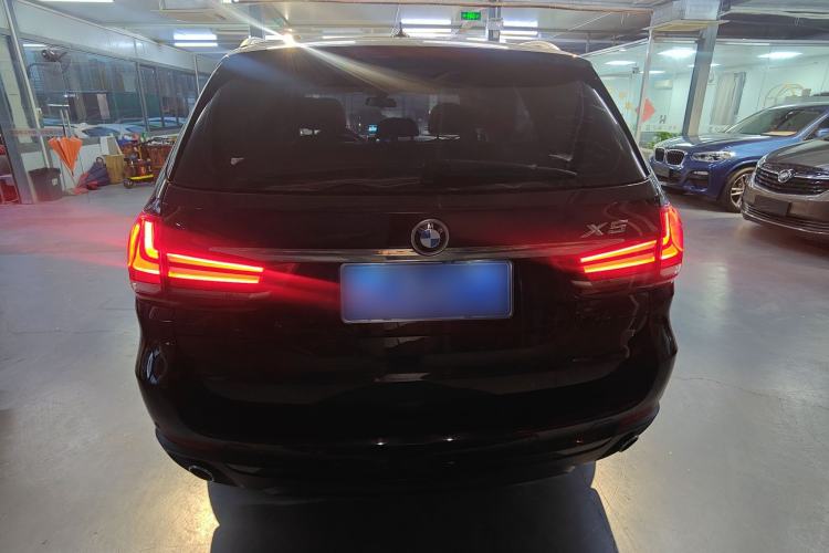 Used BMW X5 2015 xDrive35i U.S. specification Rear