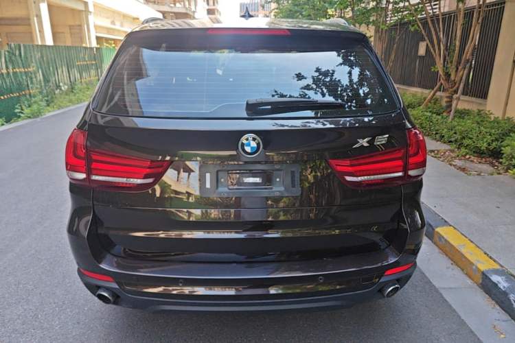 Used BMW X5 2015 xDrive28i Rear