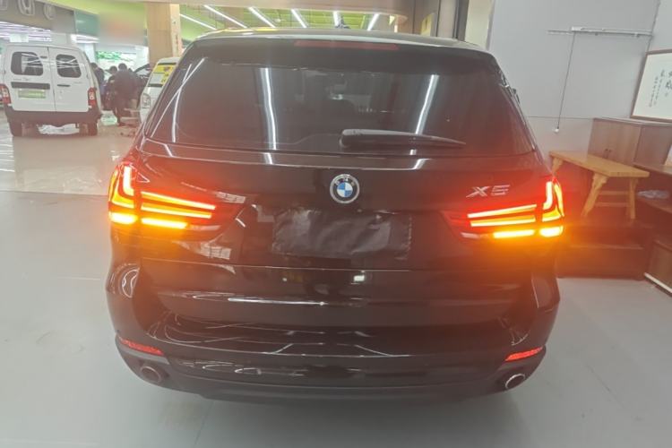 Used BMW X5 2015 xDrive35i U.S. specification Rear