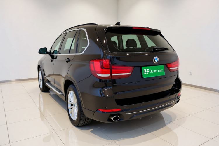 Used BMW X5 2015 xDrive28i Rear Left 45 Deg