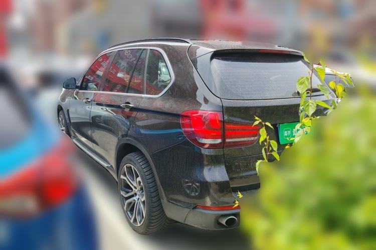 Used BMW X5 2015 xDrive28i Rear Left 45 Deg