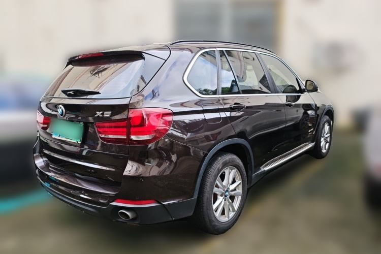 Used BMW X5 2015 xDrive28i Rear Right 45 Deg