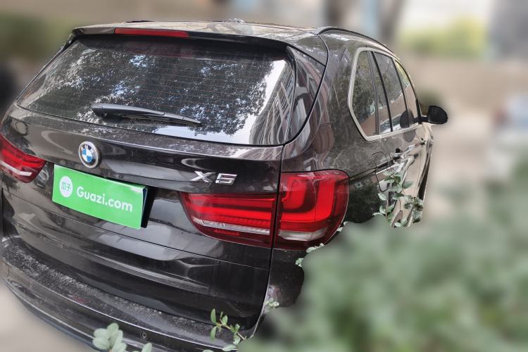 Used BMW X5 2015 xDrive28i Rear Right 45 Deg