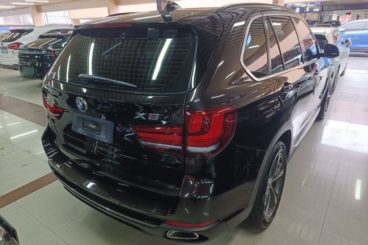 Used BMW X5 2015 xDrive28i Rear Right 45 Deg