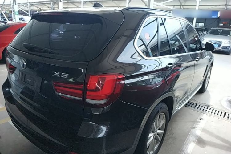 Used BMW X5 2015 xDrive28i Rear Right 45 Deg