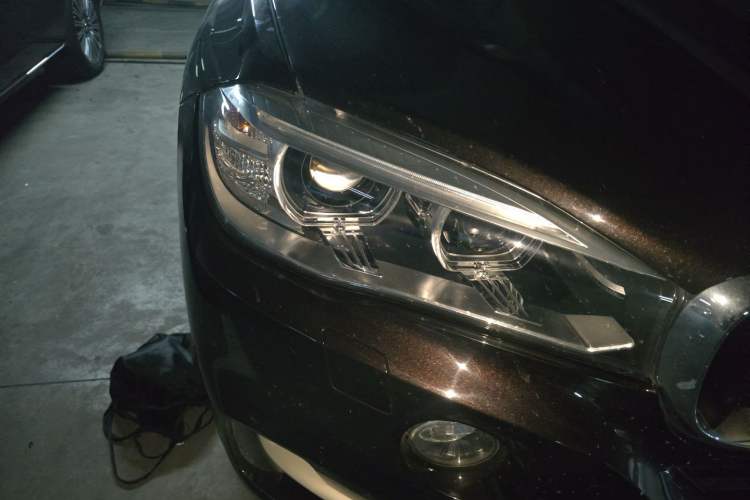 Used BMW X5 2015 xDrive28i Right Front Headlight