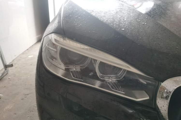 Used BMW X5 2015 xDrive28i Right Front Headlight