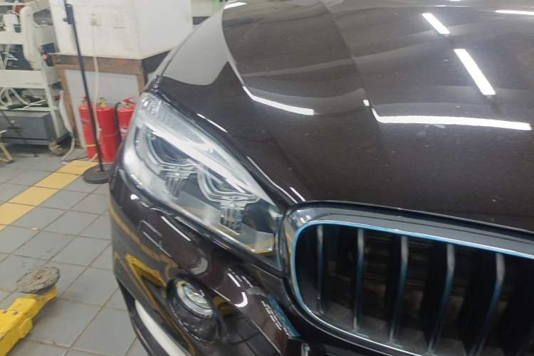 Used BMW X5  Right Front Headlight